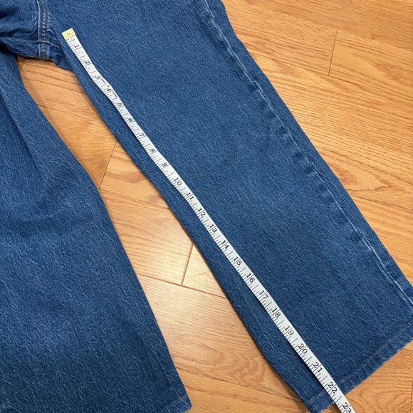 Levi’s Ribcage Straight Ankle Jeans - Picture 11 of 15
